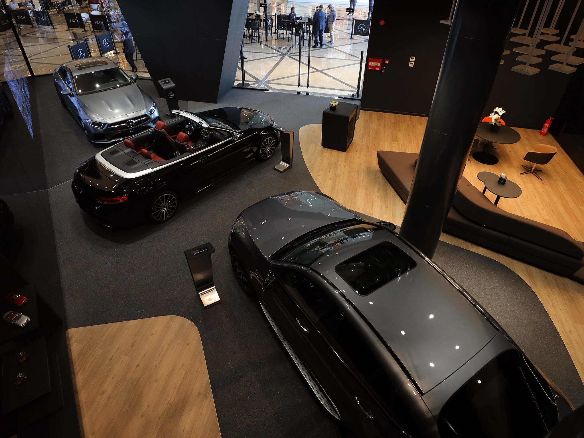 Explore the Ezz El Arab virtual showroom at Mall of Arabia
