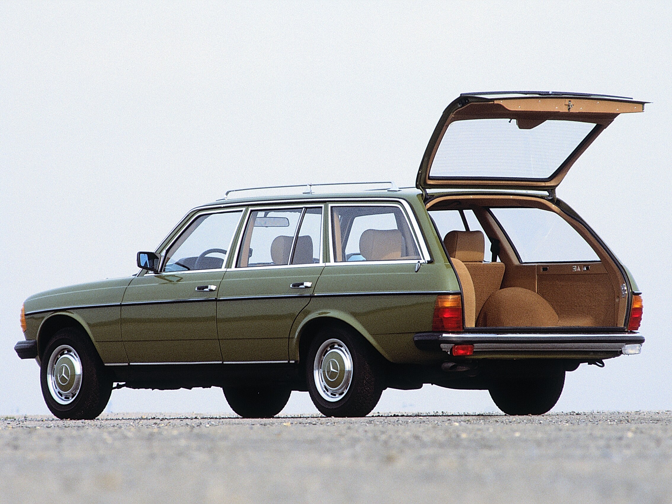 123 model series E-Class Estate
