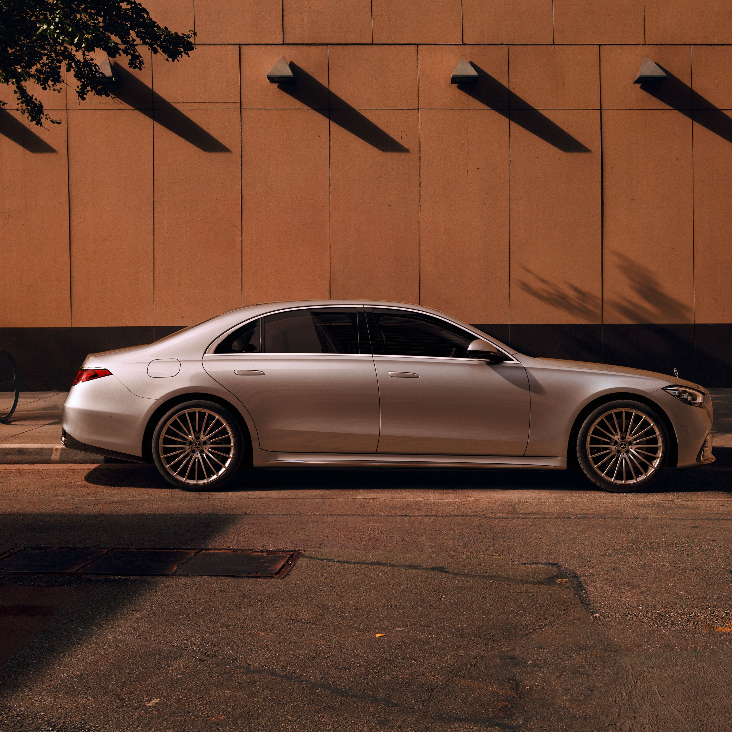 Side view of the Mercedes-Benz S-Class Saloon.