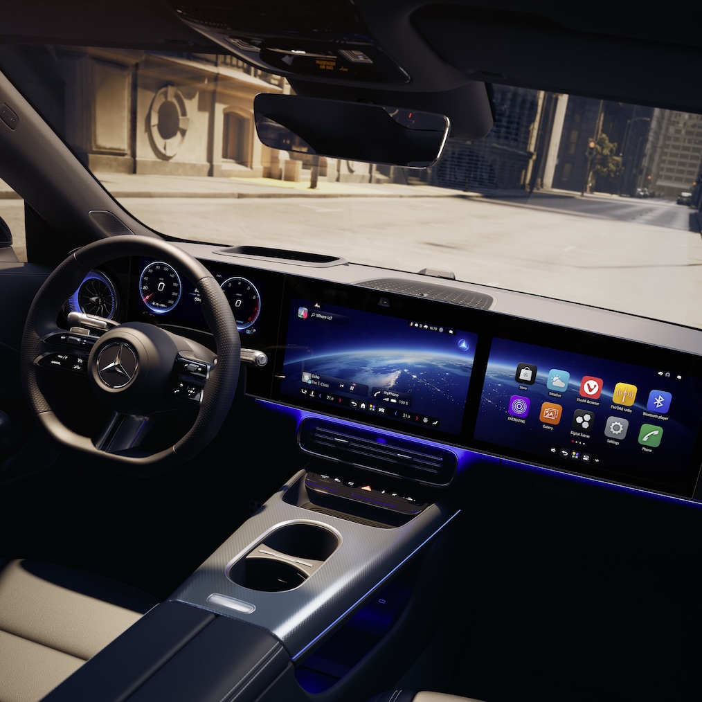 View of the MBUX Superscreen in the Mercedes-Benz CLA C178.