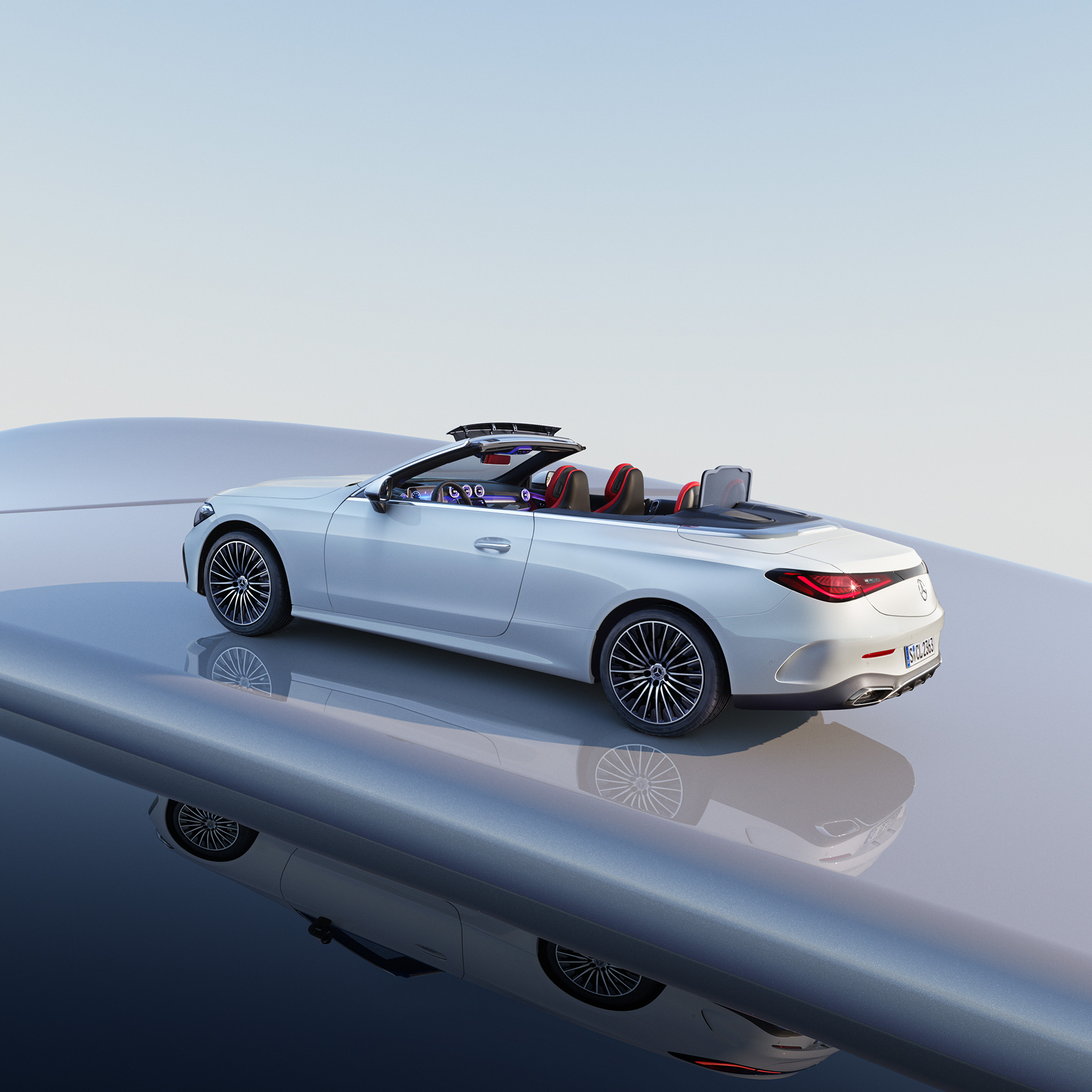 DYNAMIC BODY CONTROL | CLE Cabriolet | Mercedes-Benz Side front view of the Mercedes-Benz CLE Cabriolet.