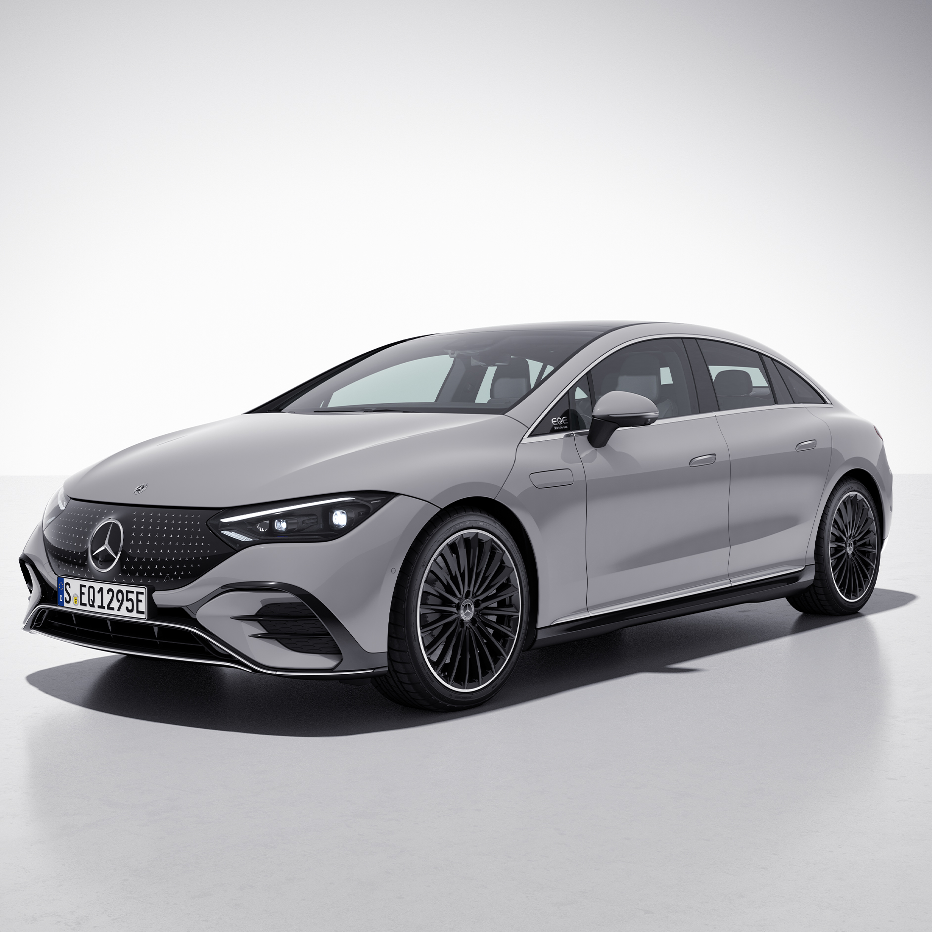 Edition 1 | EQE Saloon | Mercedes-EQ The Edition 1 of the EQE Saloon from Mercedes-EQ.
