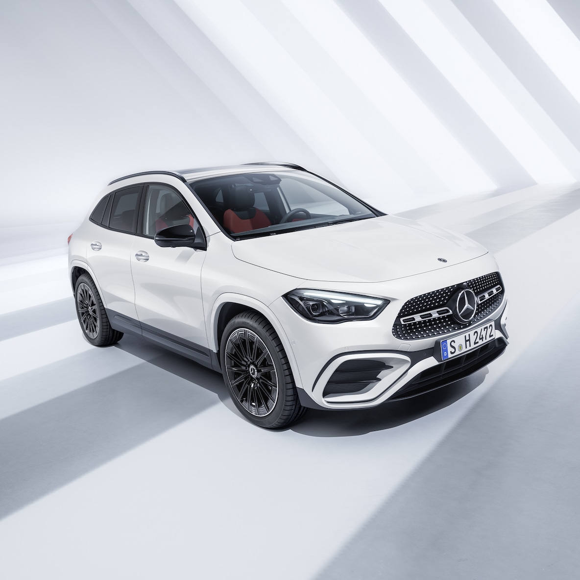 Front side view of the Mercedes-Benz GLA.