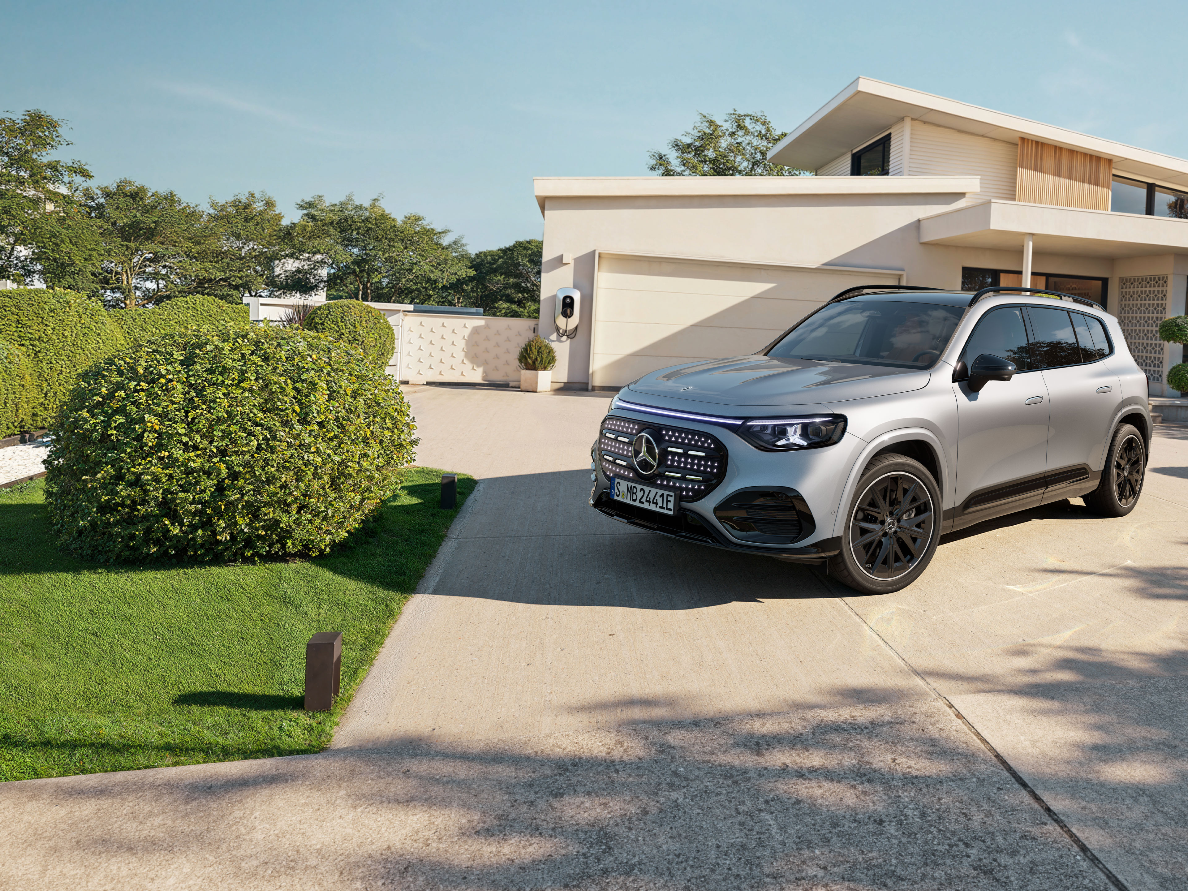 Exterior | The all new electric GLB | Mercedes-Benz The exterior of the all new electric GLB from Mercedes-Benz.