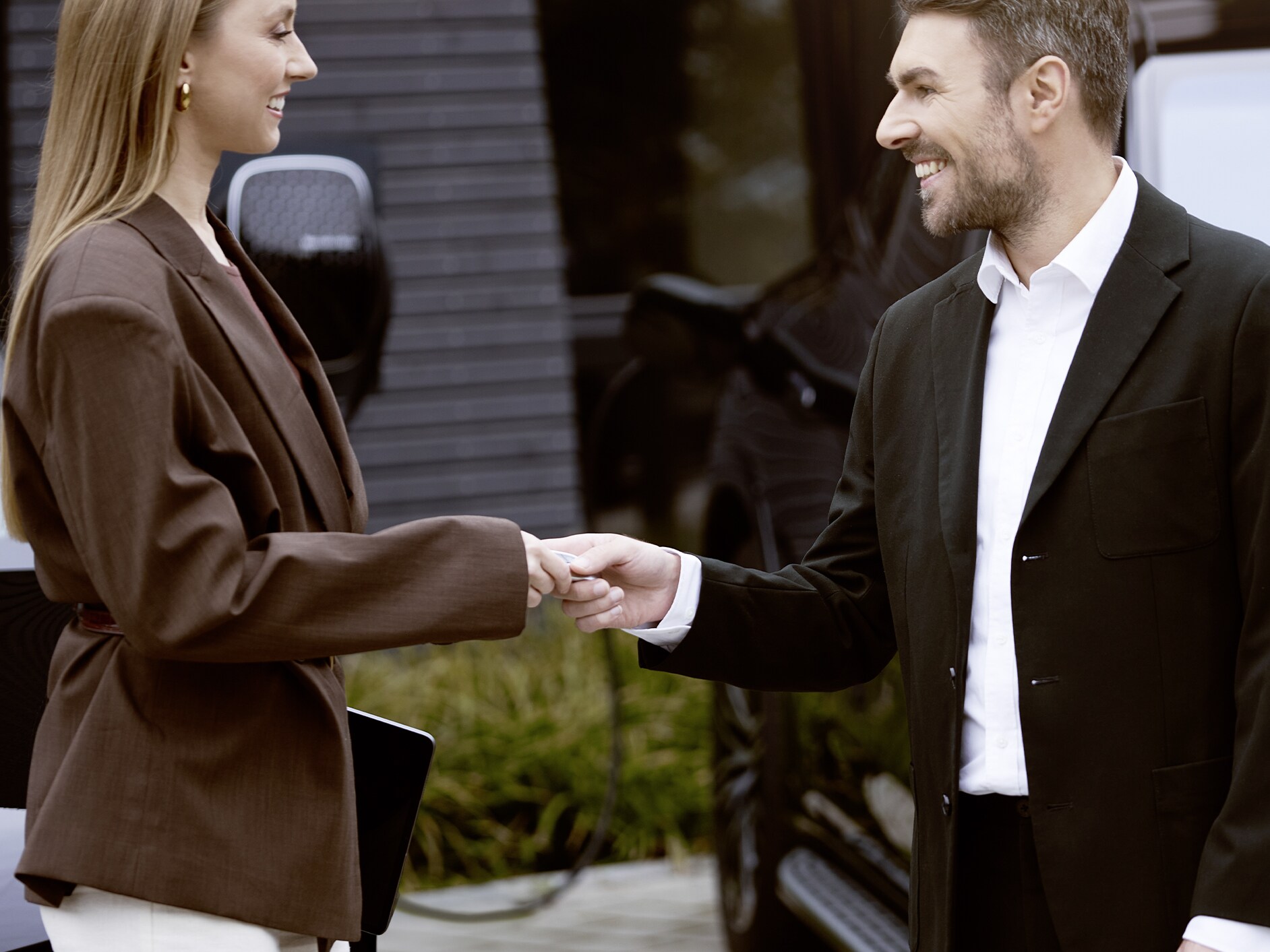 Various electric passenger car models from Mercedes-Benz standing side-by-side in fleets.